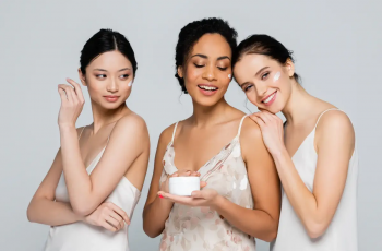 The Nighttime Skincare Mistake Aging You Faster: 20 Miracle Creams Dermatologists Beg You to Use The Nighttime Skincare Mistake Aging You Faster: 20 Miracle Creams Dermatologists Beg You to Use