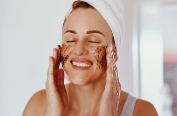 The Summer Skincare Mistake Aging You Faster: 8 Dermatologist Rules You’re Breaking The Summer Skincare Mistake Aging You Faster: 8 Dermatologist Rules You’re Breaking